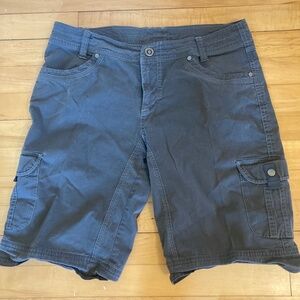 Kuhl Women’s Sz 10 Splash 11” Shorts Gray Cargo Hiking Walking Camping Outdoor